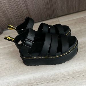 Dr. Marten’s Blair Quad Platform Sandals in Black - Size 8